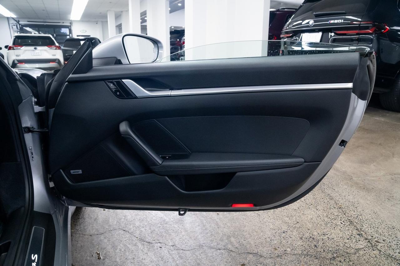 2021 Porsche 911 Carrera S 7-Spd Manual Sport Package Premium Package Portland OR