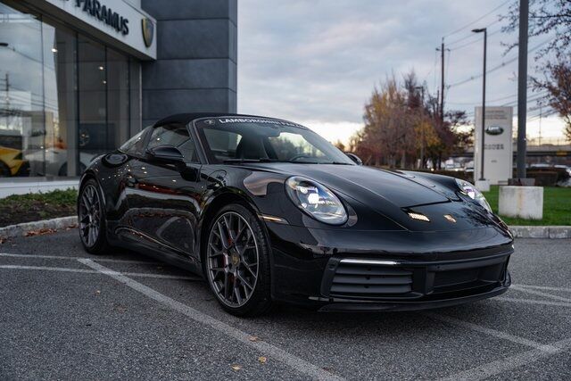 2021 Porsche 911 Targa 4S