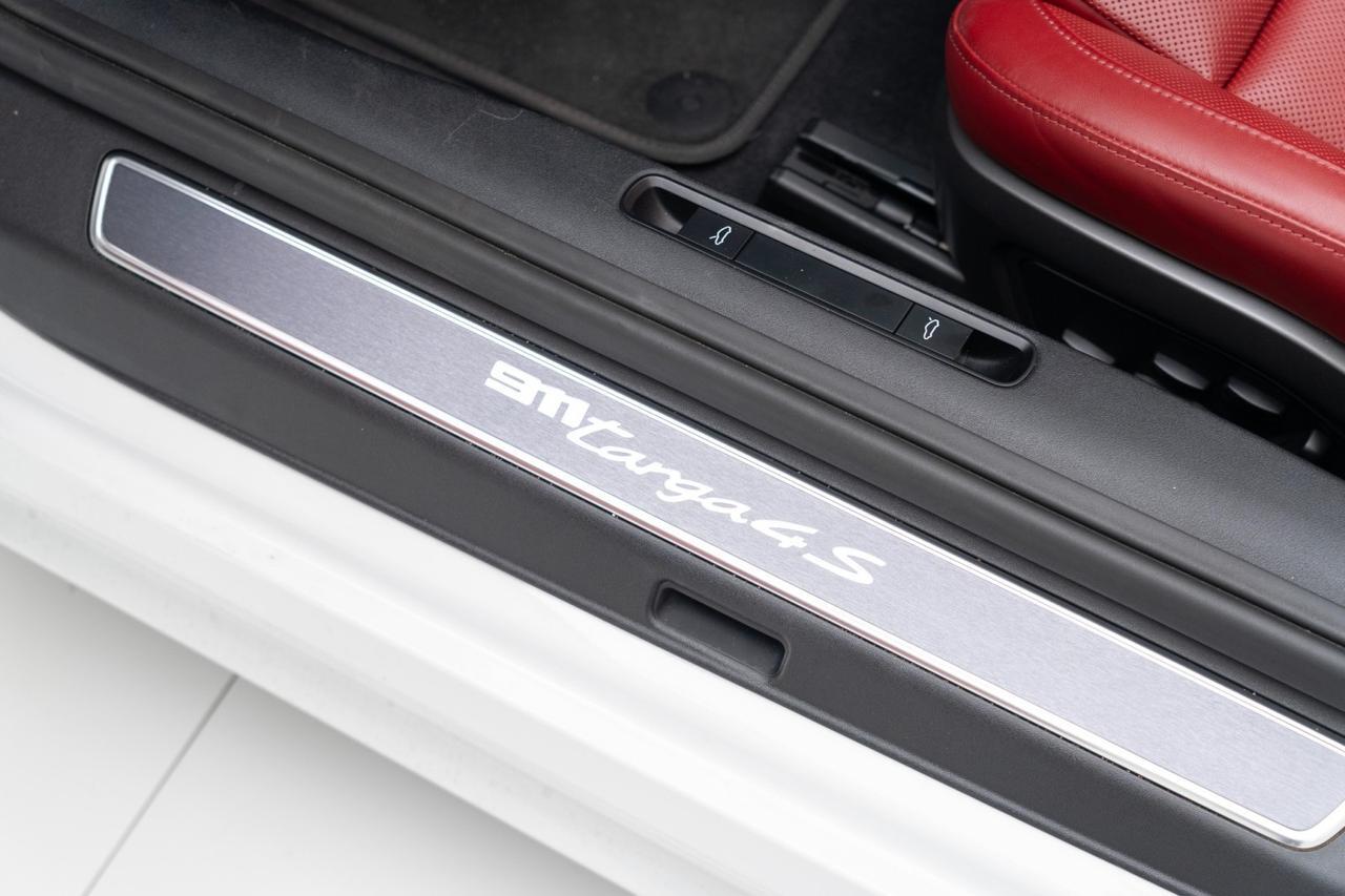 2021 Porsche 911 Targa 4S Pompano Beach FL