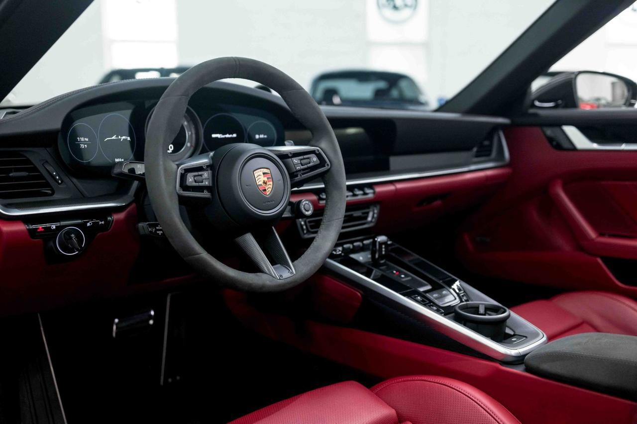 2021 Porsche 911 Turbo S