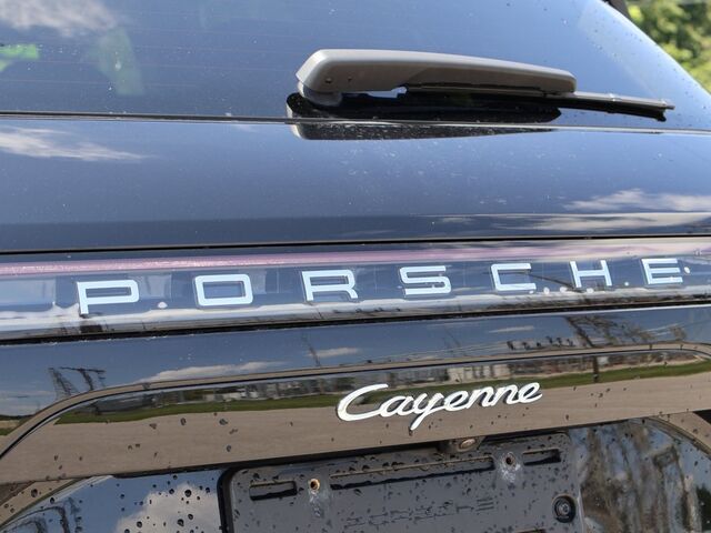 2021 Porsche Cayenne  Oshkosh WI