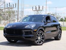 2021_Porsche_Cayenne__ Oshkosh WI