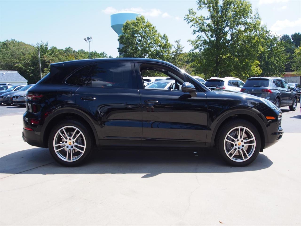 2021 Porsche Cayenne Base