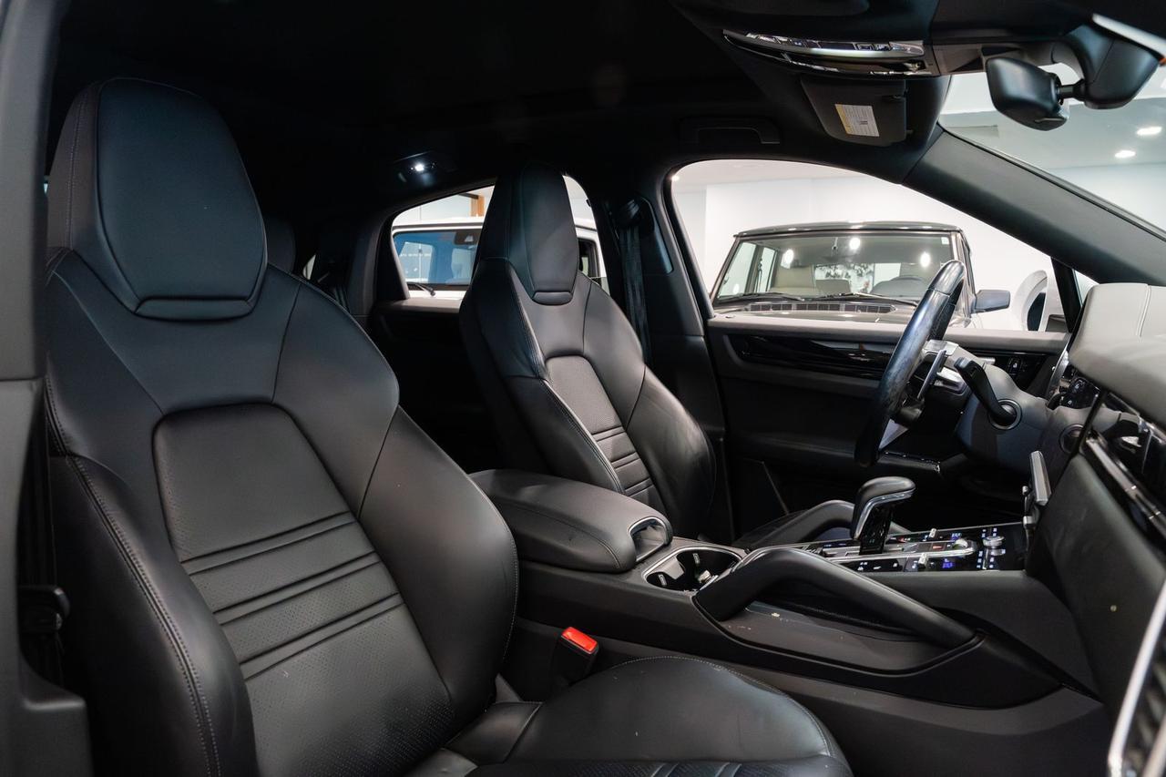 2021 Porsche Cayenne Coupe Base Gladstone OR