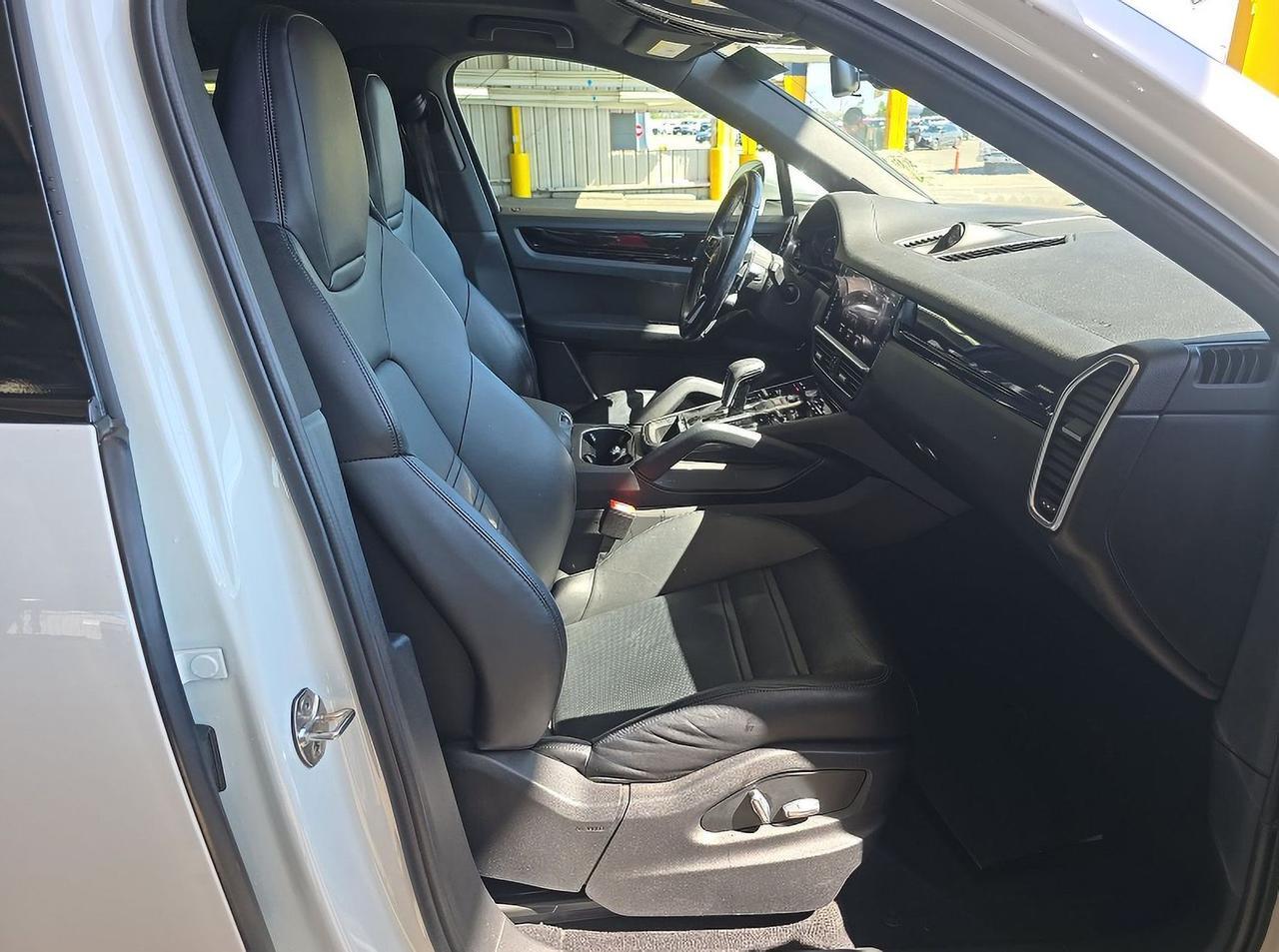 2021 Porsche Cayenne Coupe Base Gladstone OR
