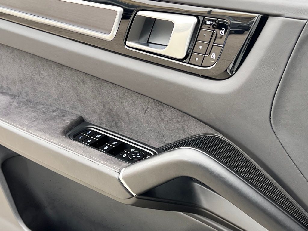 2021 Porsche Cayenne Coupe GTS Indianapolis IN