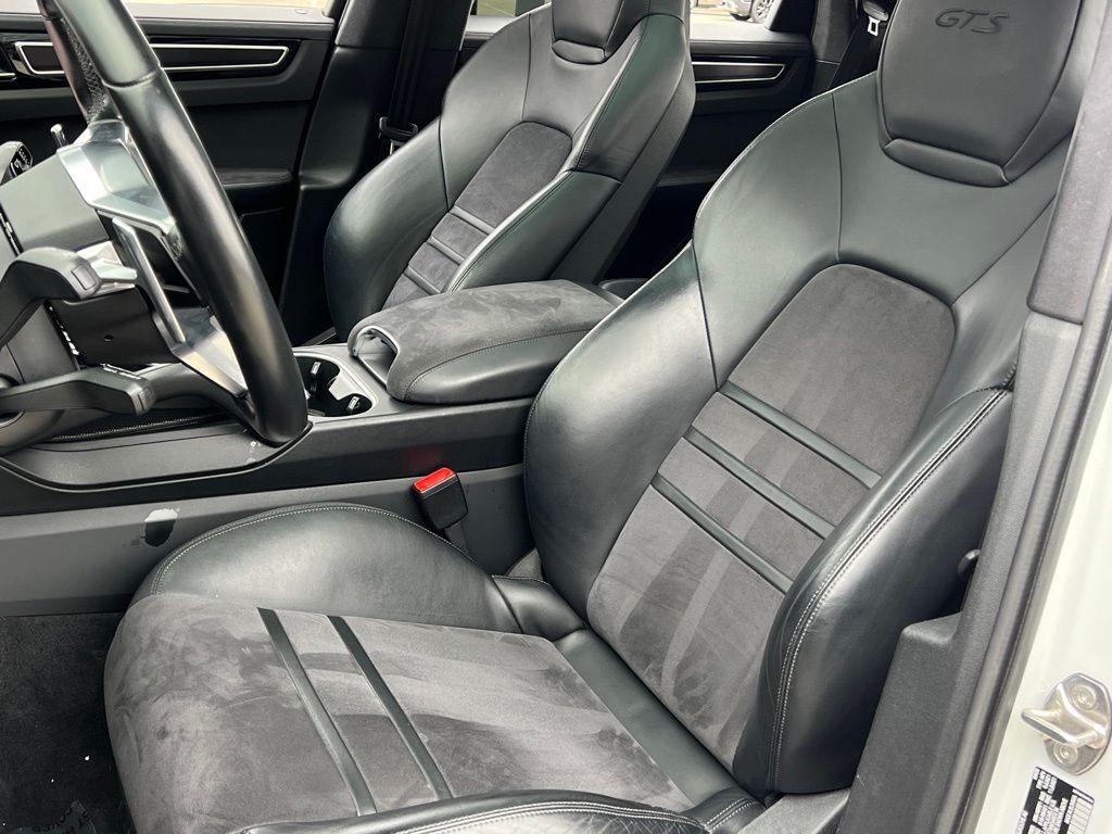 2021 Porsche Cayenne Coupe GTS Indianapolis IN