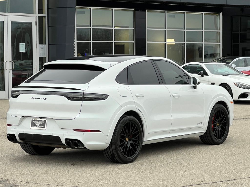 2021 Porsche Cayenne Coupe GTS