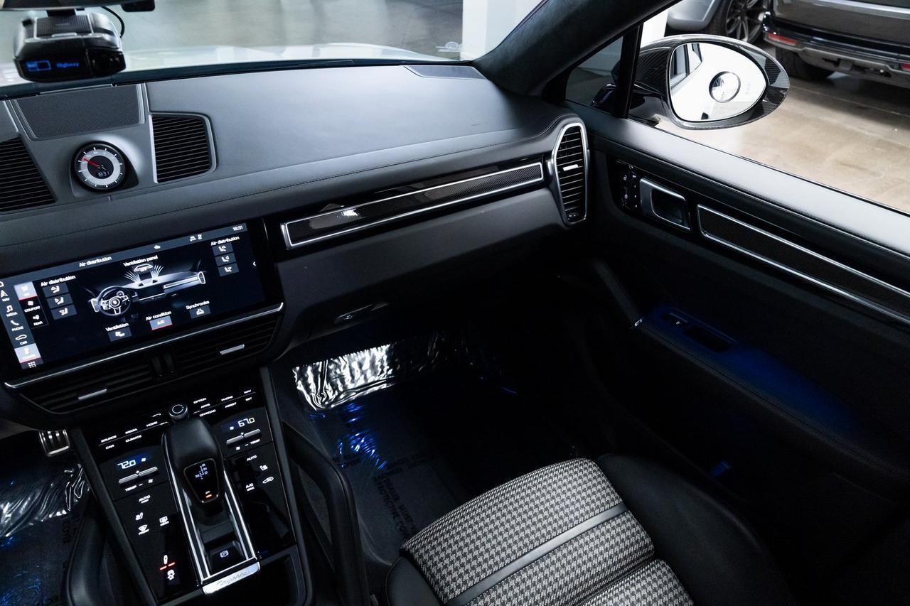 2021 Porsche Cayenne Coupe GTS Lightweight Package Houndstooth Seats Premium Plus Portland OR