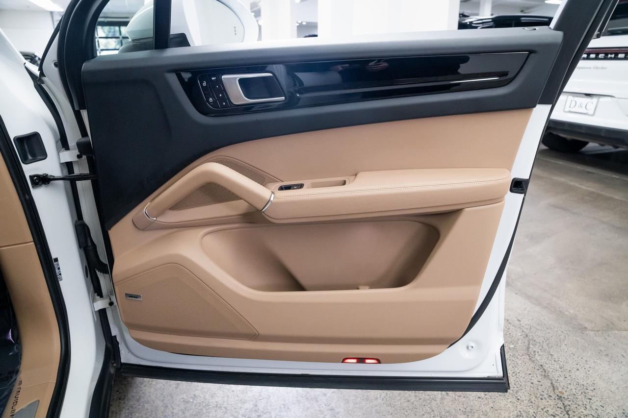 2021 Porsche Cayenne E-Hybrid Base 1 Owner Premium Plus Package Portland OR