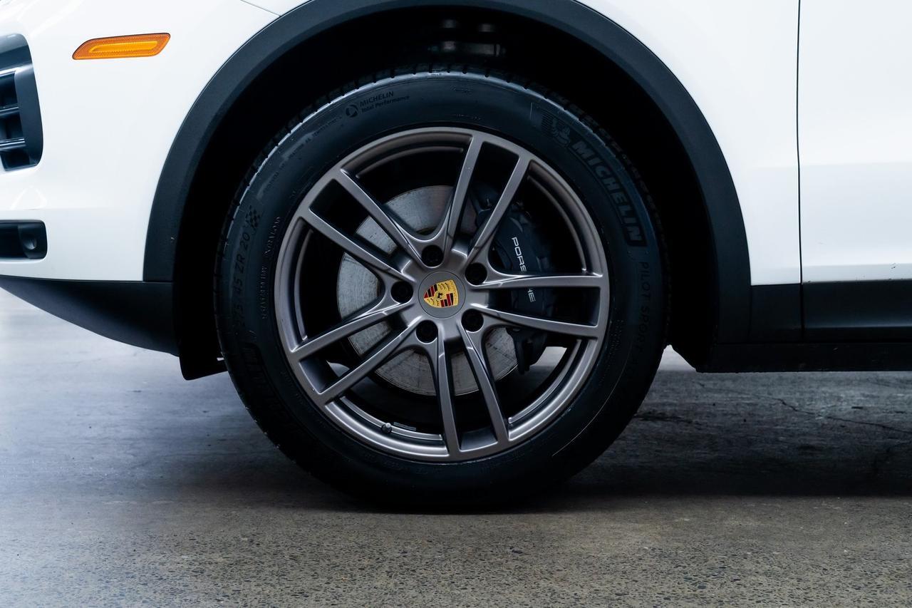 2021 Porsche Cayenne E-Hybrid Base 1 Owner Premium Plus Package Portland OR