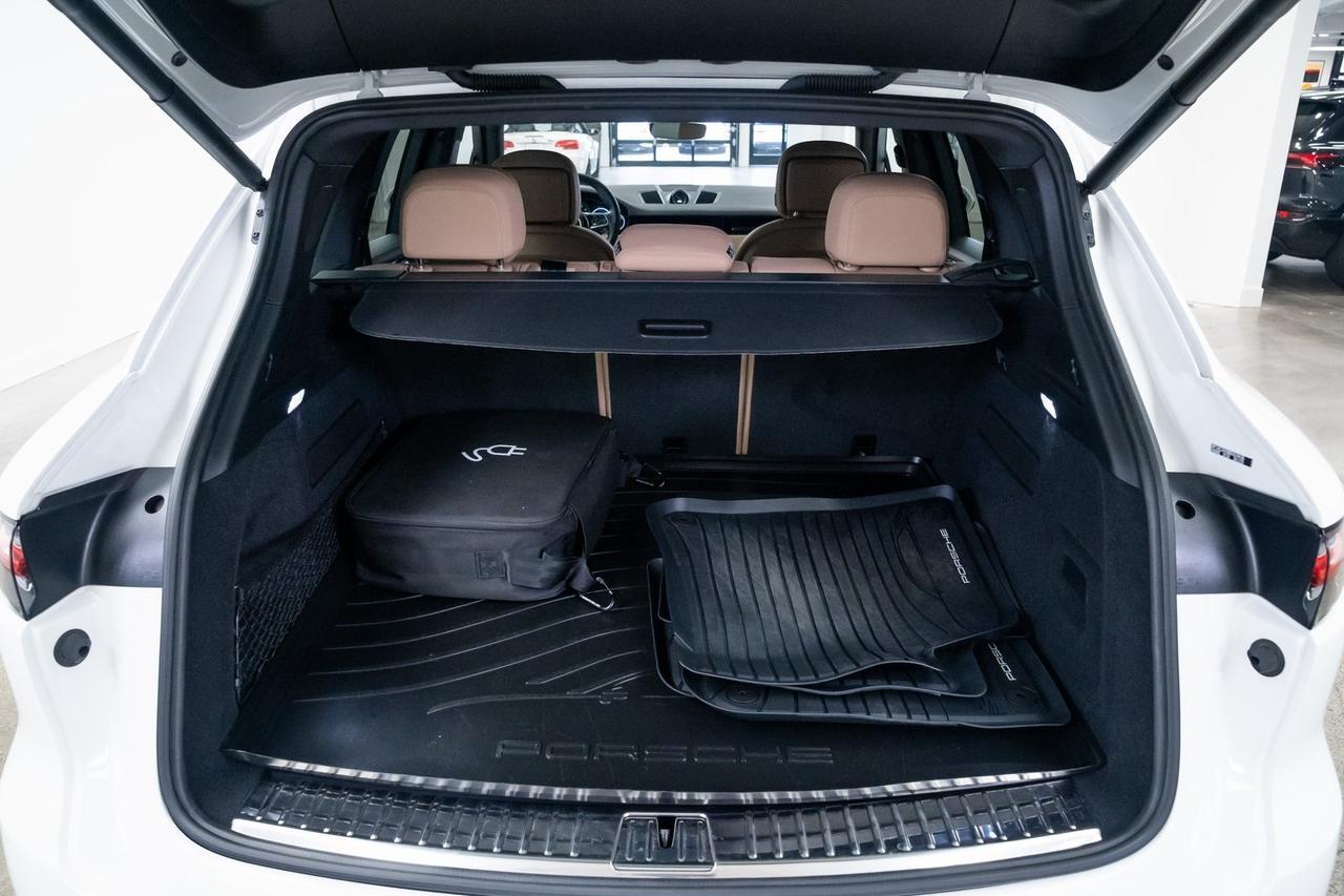 2021 Porsche Cayenne E-Hybrid Base 1 Owner Premium Plus Package Portland OR