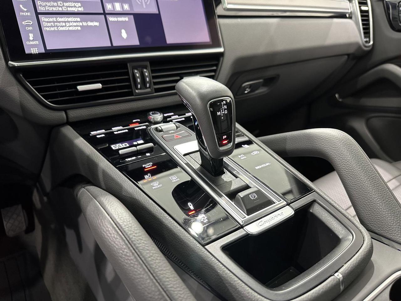 2021 Porsche Cayenne E-Hybrid Newark DE