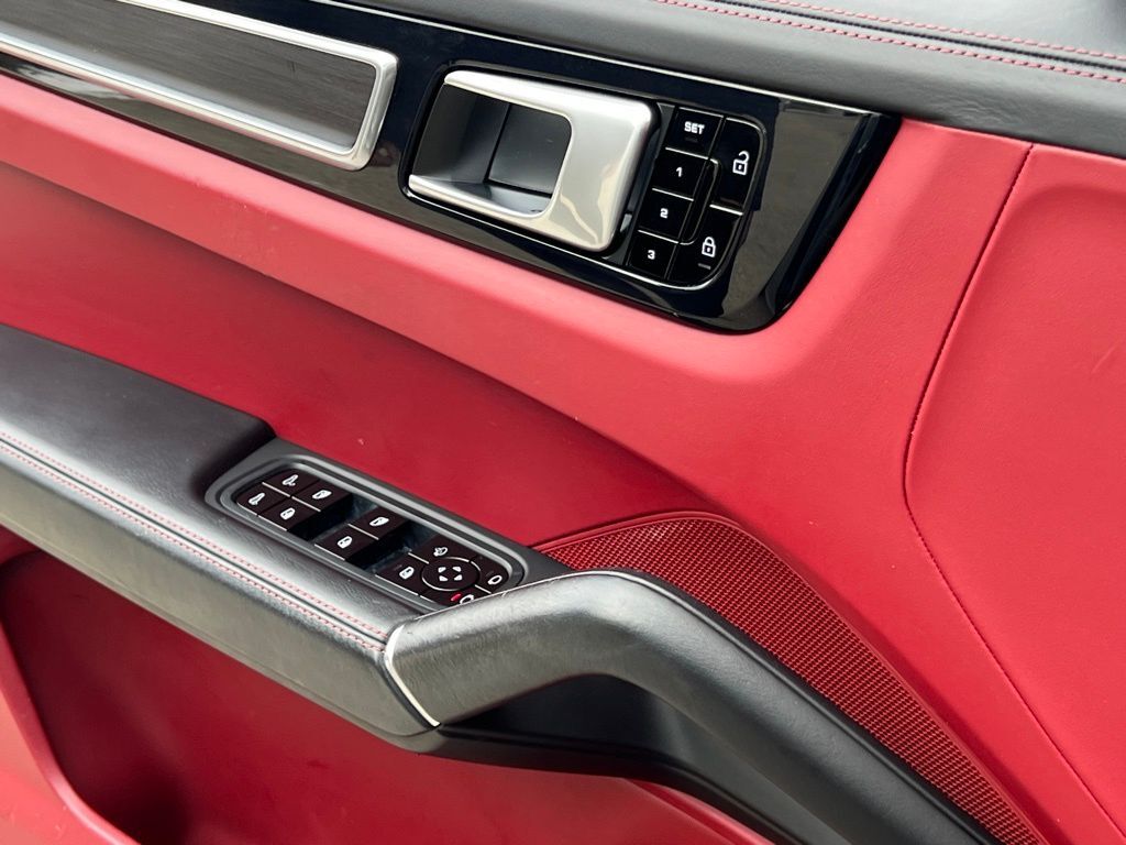 2021 Porsche Cayenne GTS Indianapolis IN