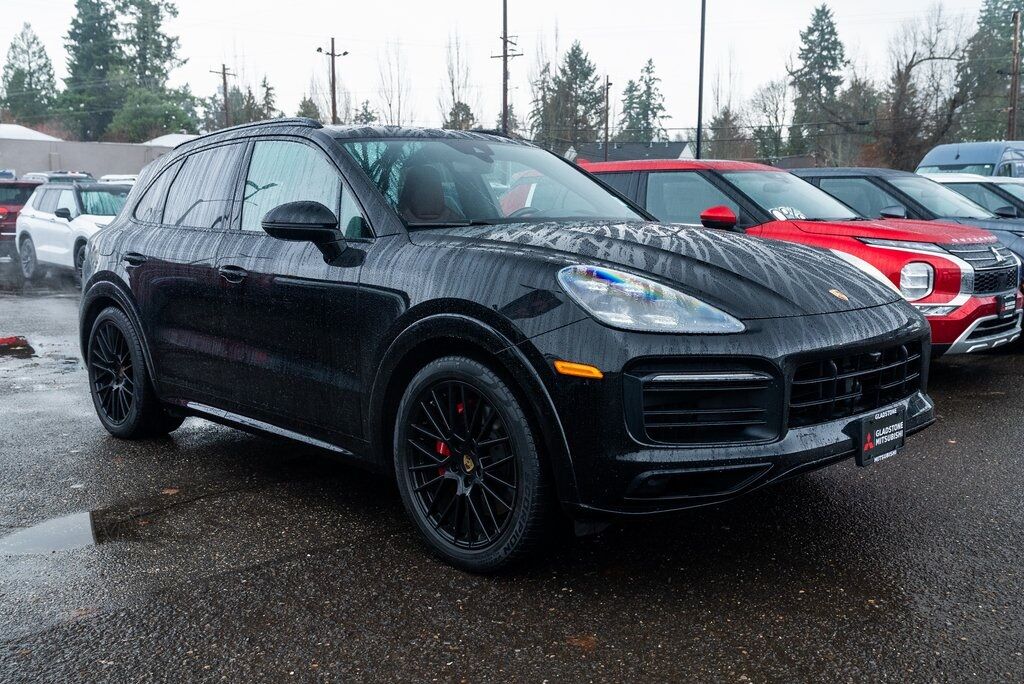 2021 Porsche Cayenne GTS