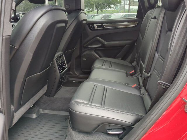 2021 Porsche Cayenne GTS