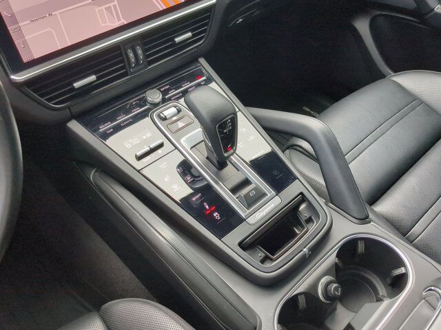 2021 Porsche Cayenne GTS