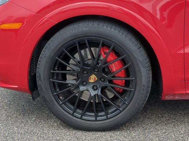 2021 Porsche Cayenne GTS