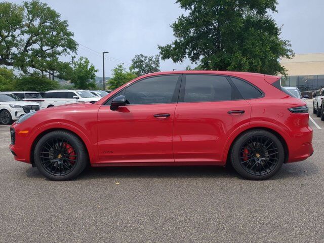 2021 Porsche Cayenne GTS