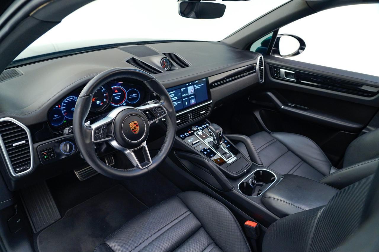 2021 Porsche Cayenne S photo 4