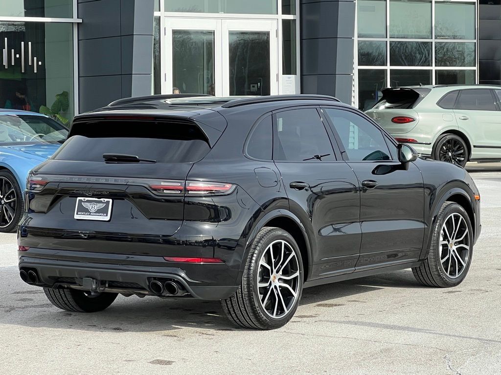 2021 Porsche Cayenne Turbo