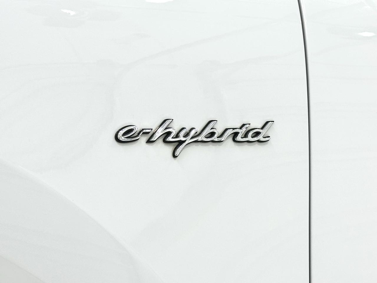 2021 Porsche Cayenne Turbo S E-Hybrid Newark DE