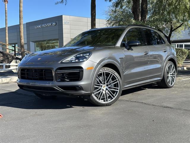 2021 Porsche Cayenne Turbo S E-Hybrid