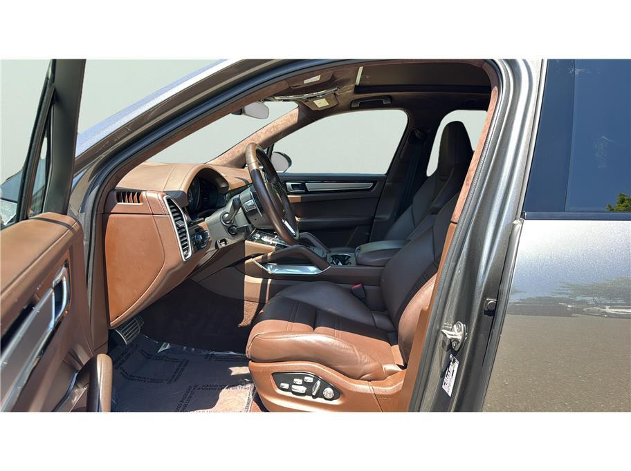 2021 Porsche Cayenne Turbo Sport Utility 4D Folsom CA