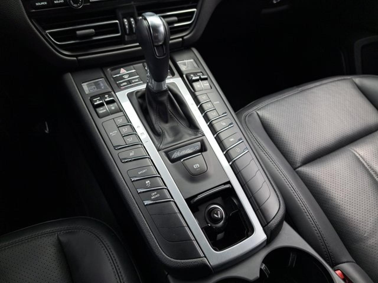 2021 Porsche Macan Miami FL