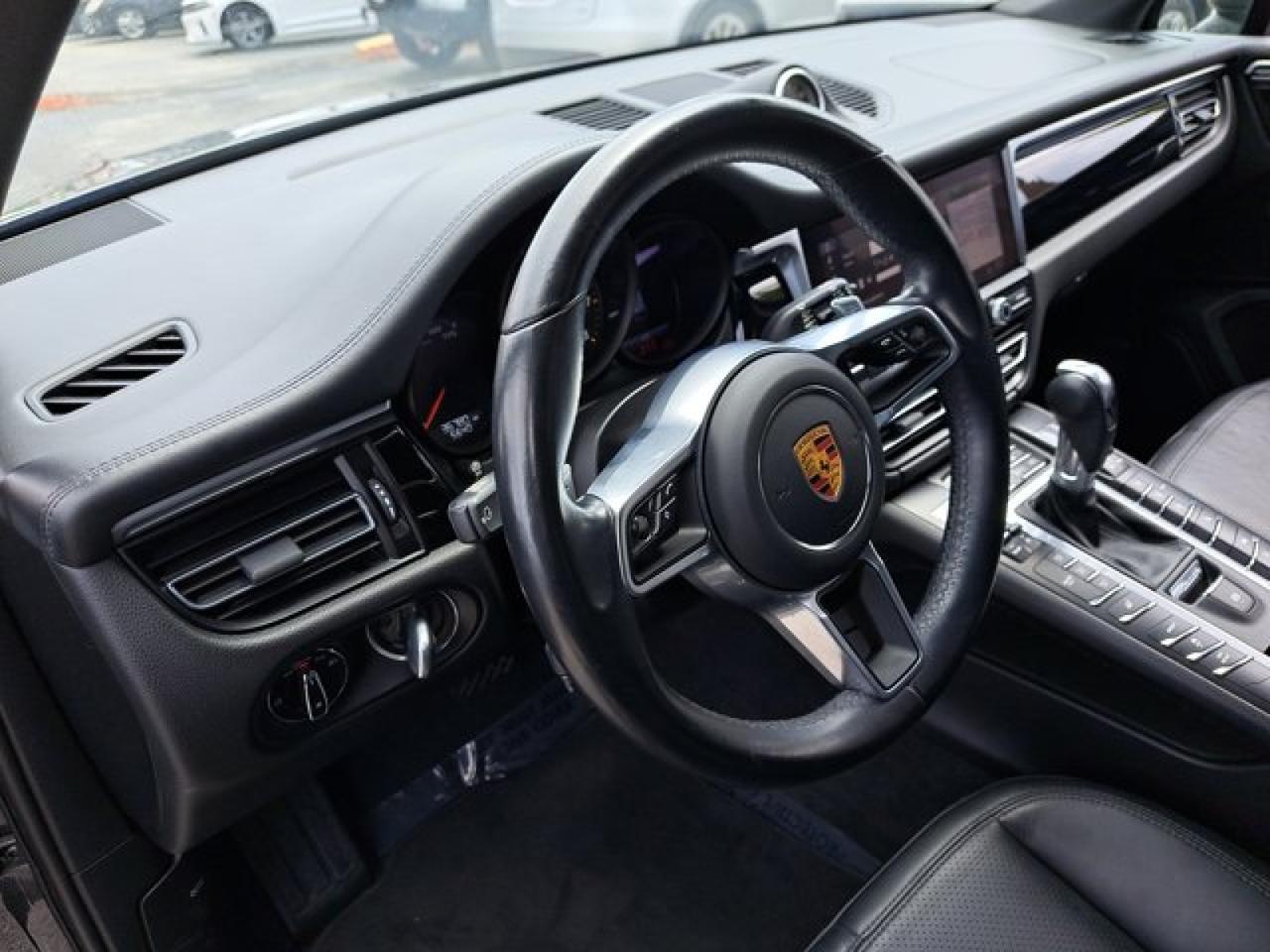 2021 Porsche Macan Miami FL