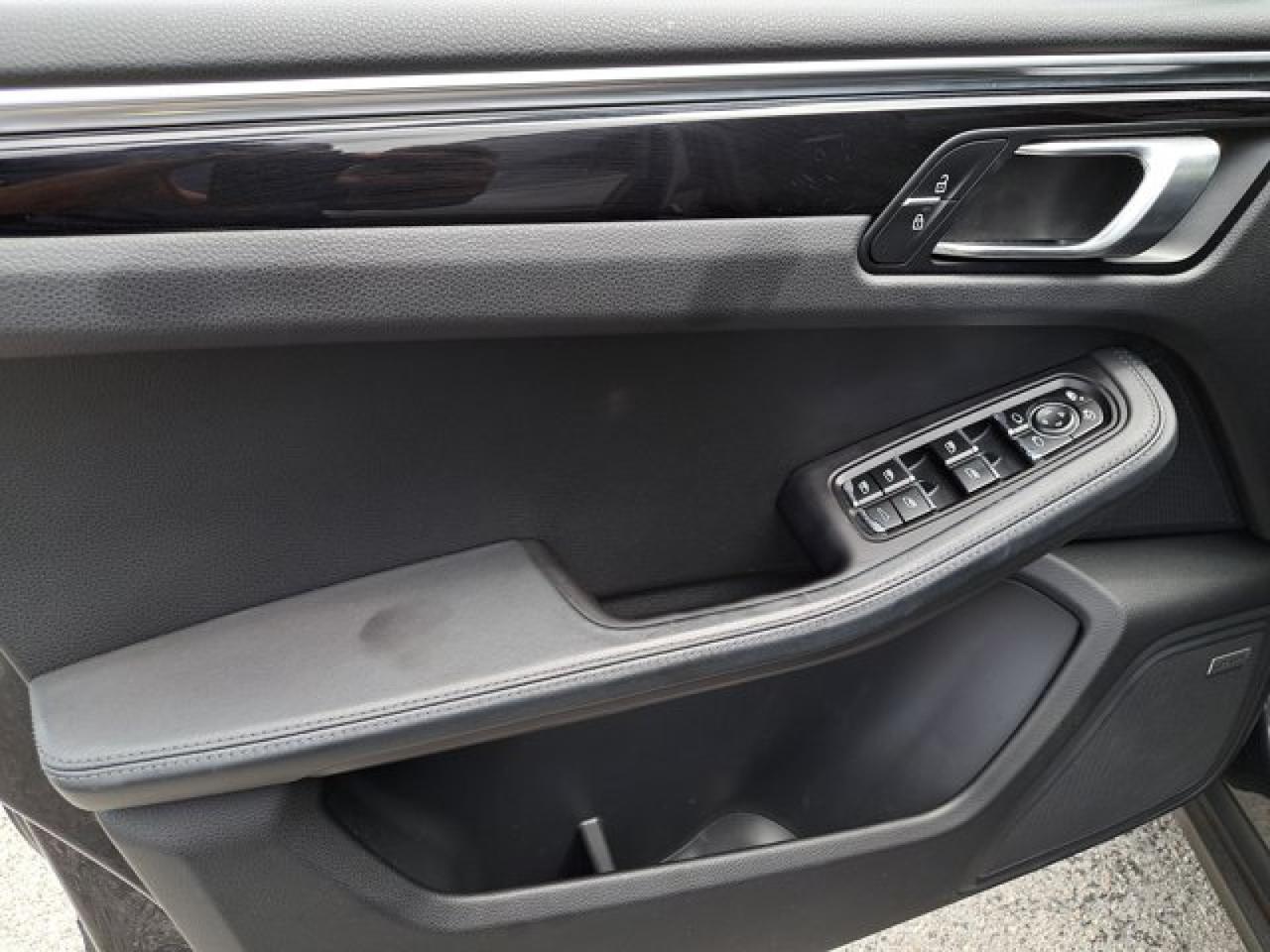 2021 Porsche Macan Miami FL