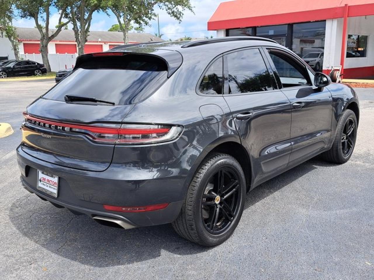 2021 Porsche Macan Miami FL