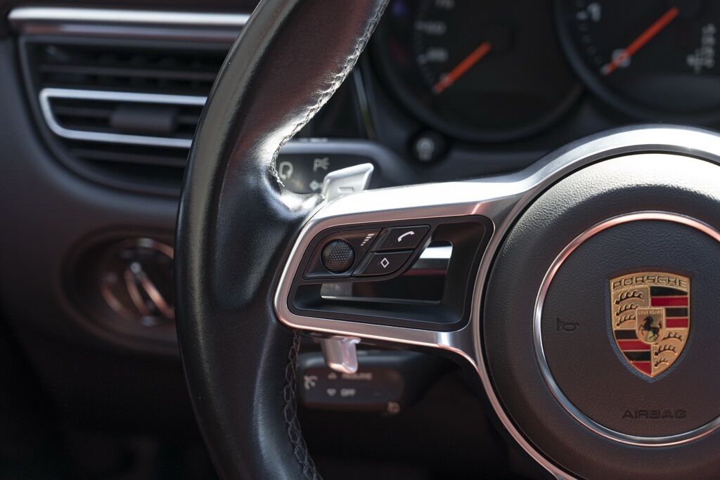 2021 Porsche Macan Miami FL