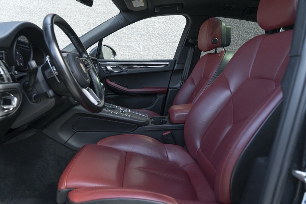 2021 Porsche Macan Miami FL