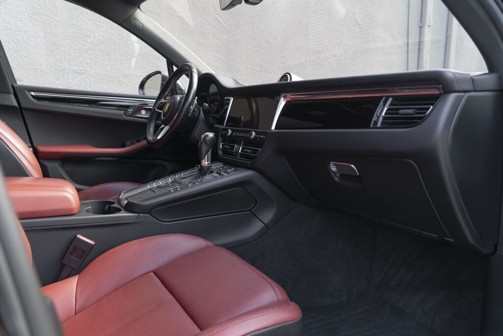 2021 Porsche Macan Miami FL