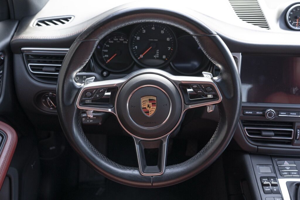 2021 Porsche Macan Miami FL