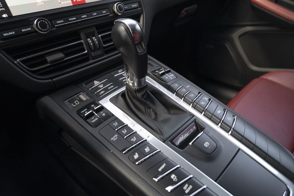 2021 Porsche Macan Miami FL