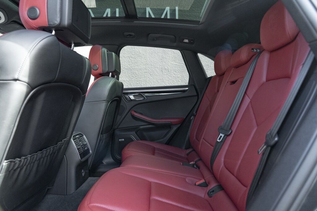 2021 Porsche Macan Miami FL