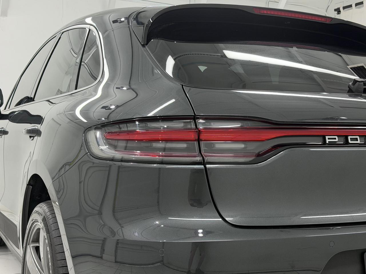 2021 Porsche Macan Newark DE