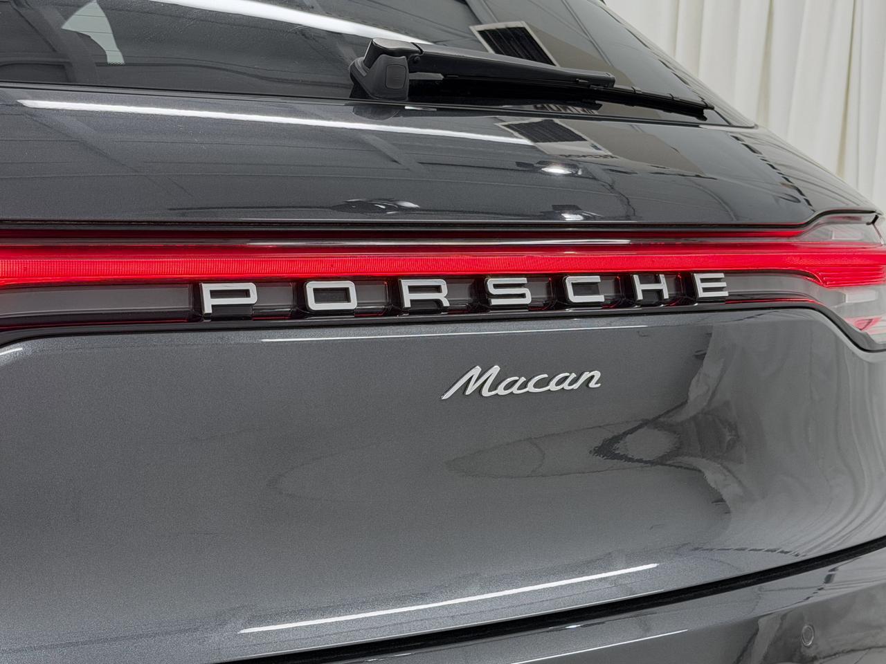 2021 Porsche Macan Newark DE