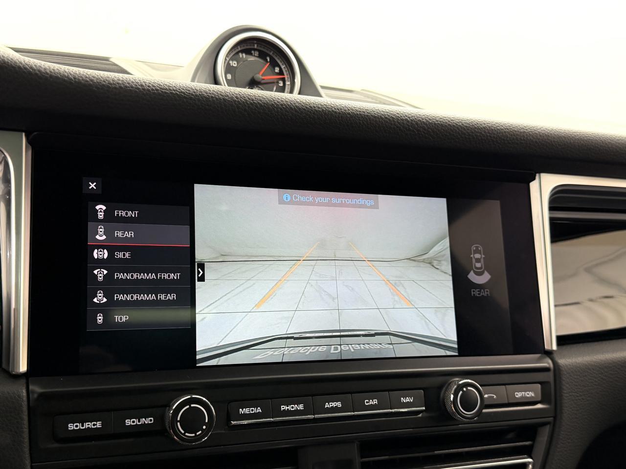 2021 Porsche Macan Newark DE