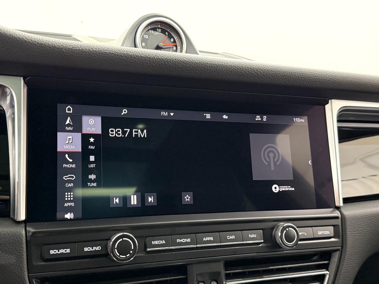 2021 Porsche Macan Newark DE
