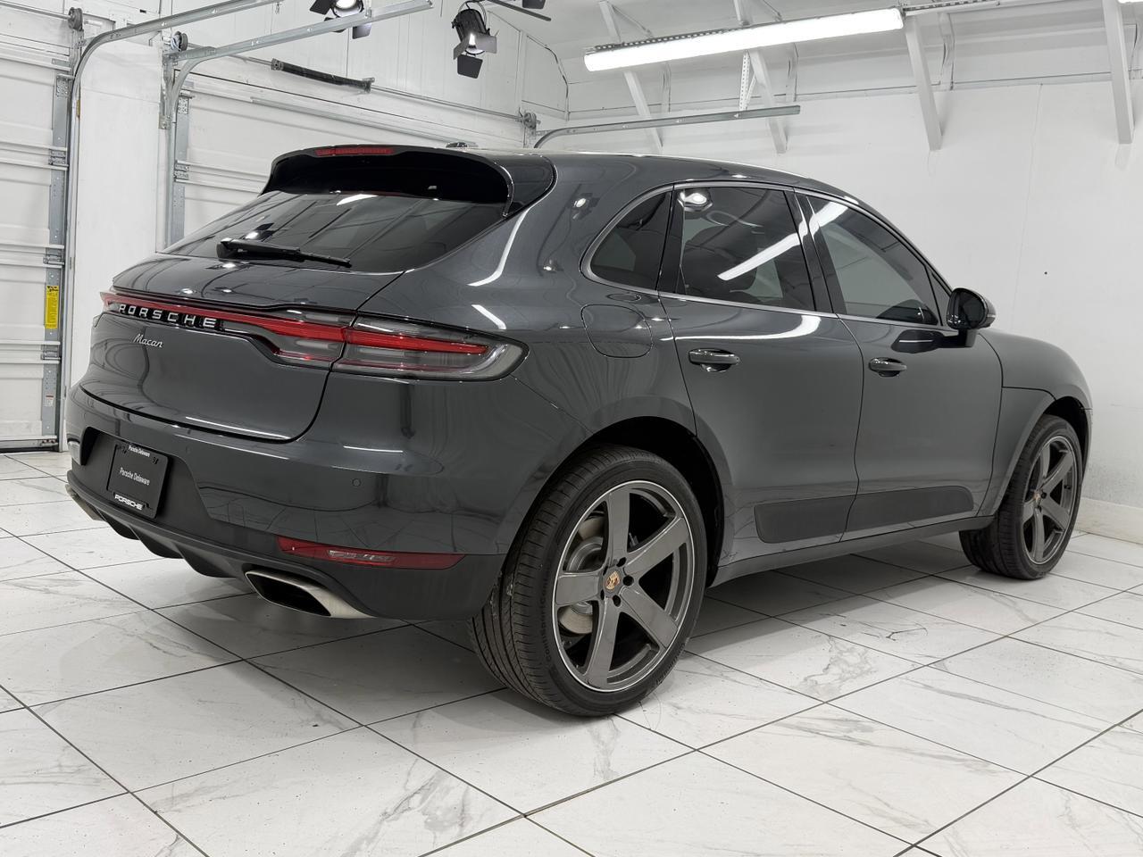 2021 Porsche Macan Newark DE