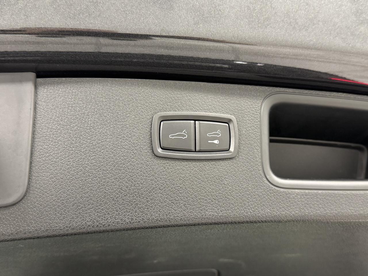 2021 Porsche Macan Newark DE