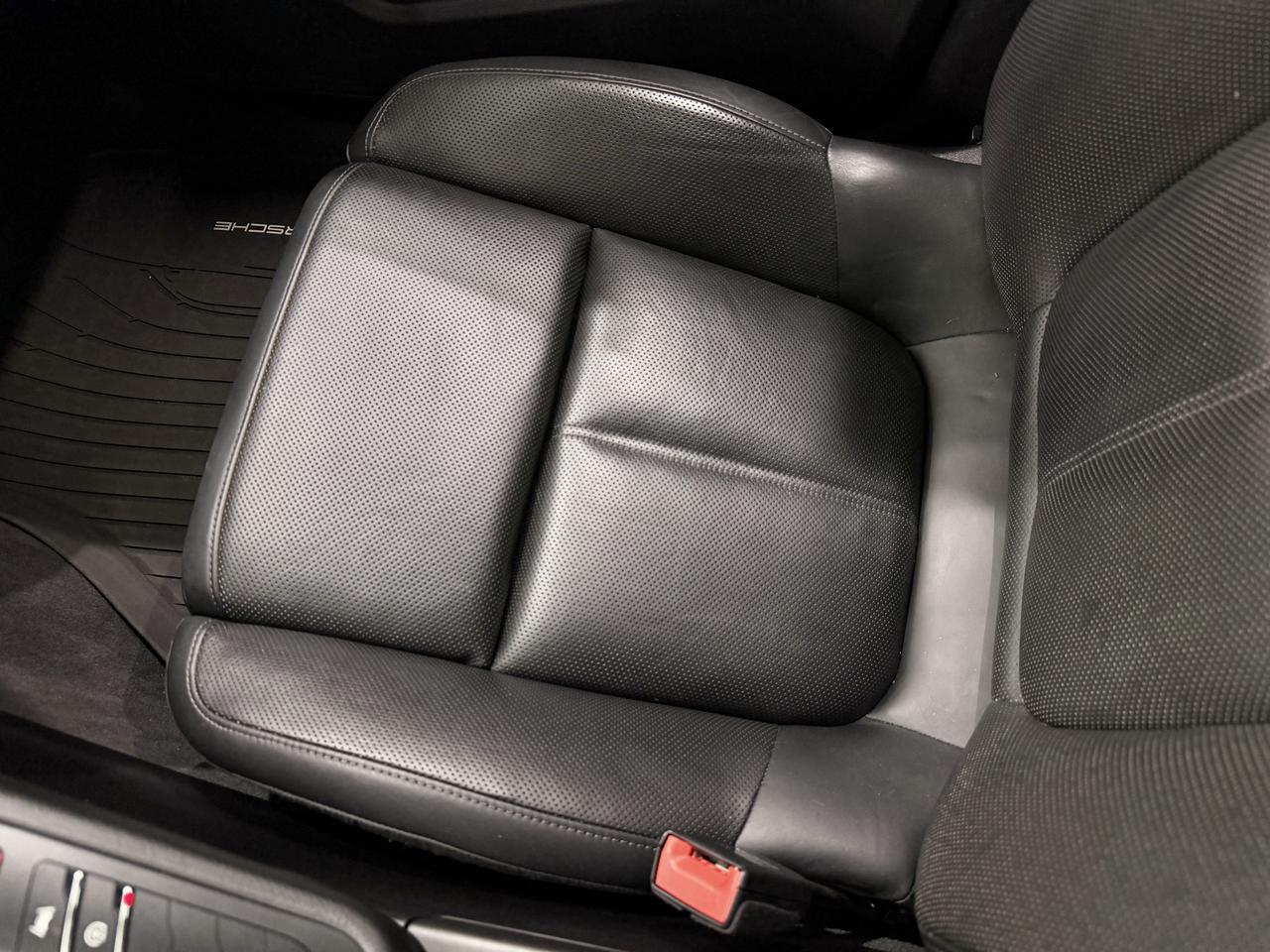 2021 Porsche Macan Newark DE