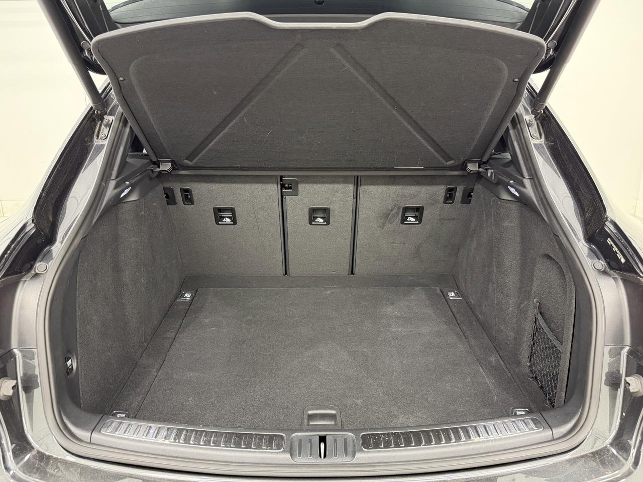 2021 Porsche Macan Newark DE