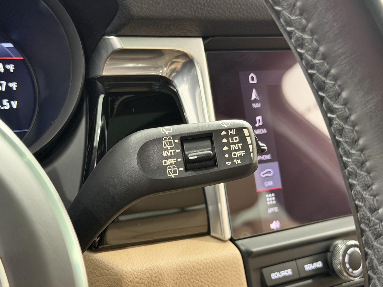 2021 Porsche Macan Newark DE
