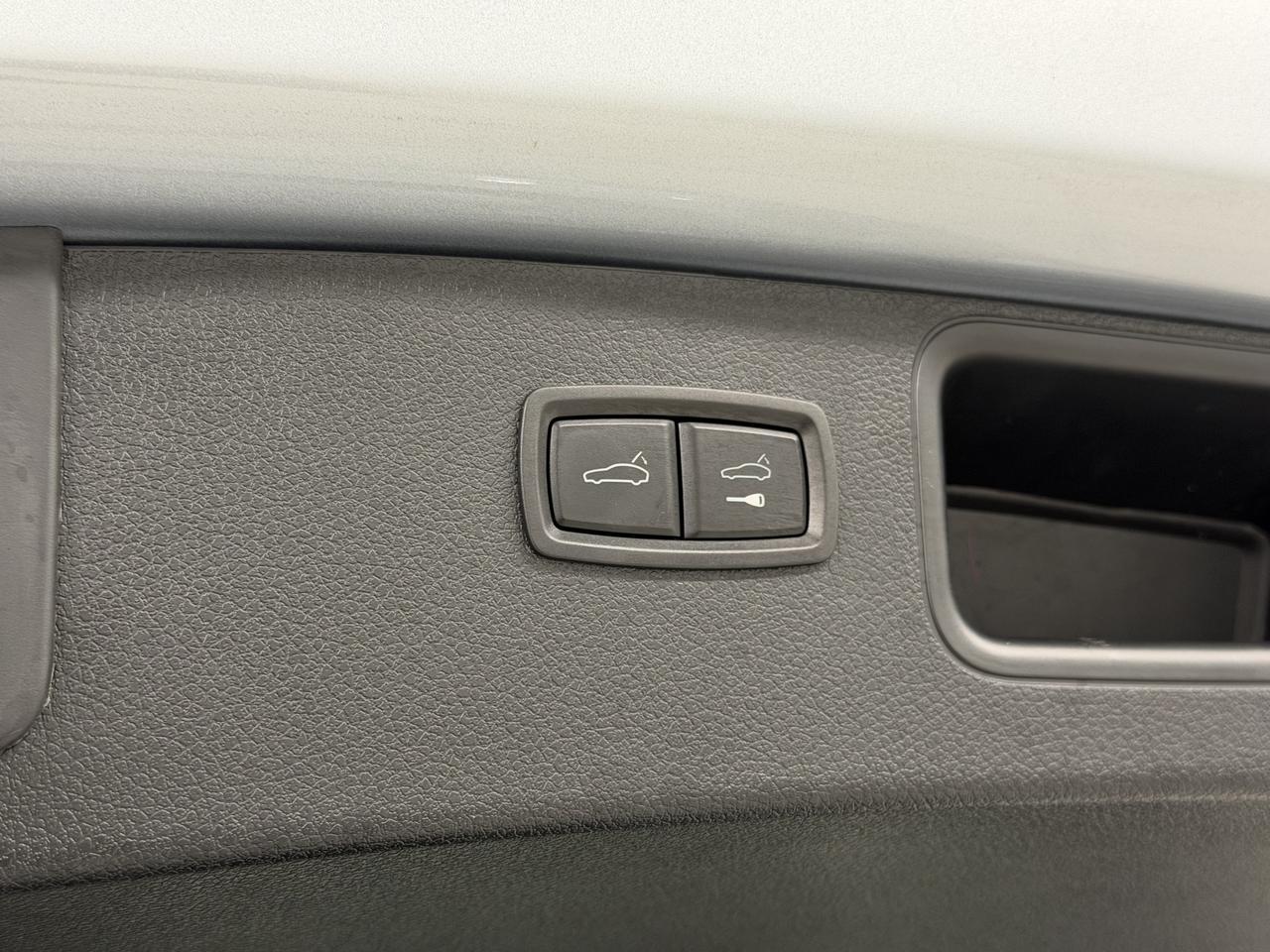 2021 Porsche Macan Newark DE
