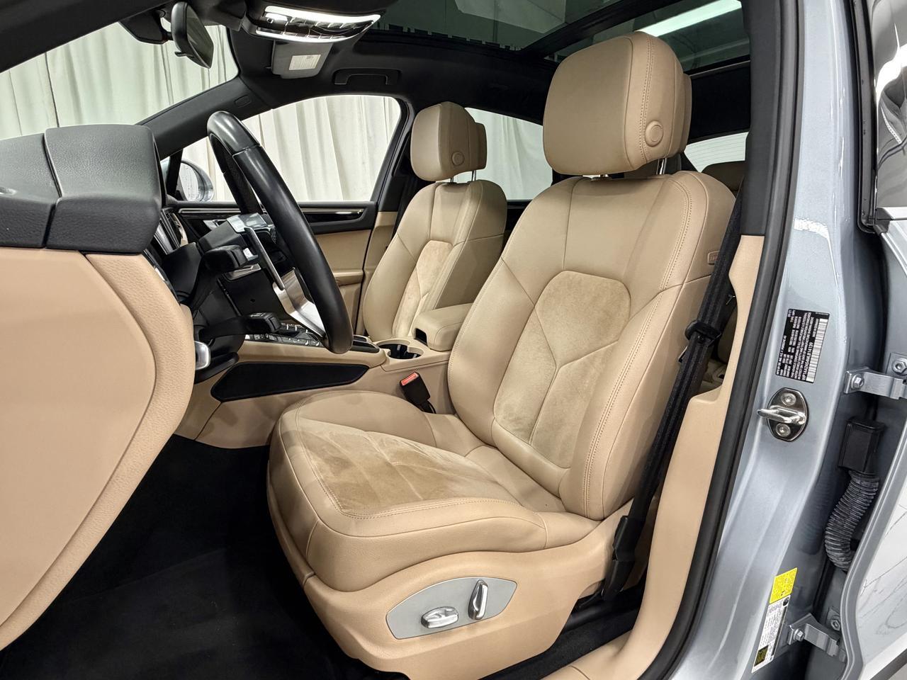 2021 Porsche Macan Newark DE