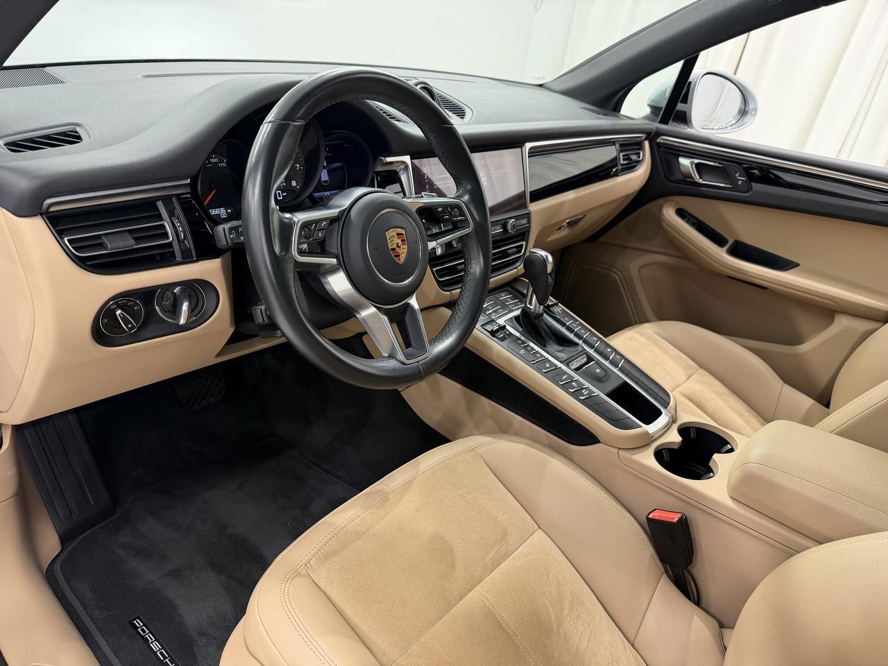 2021 Porsche Macan Newark DE